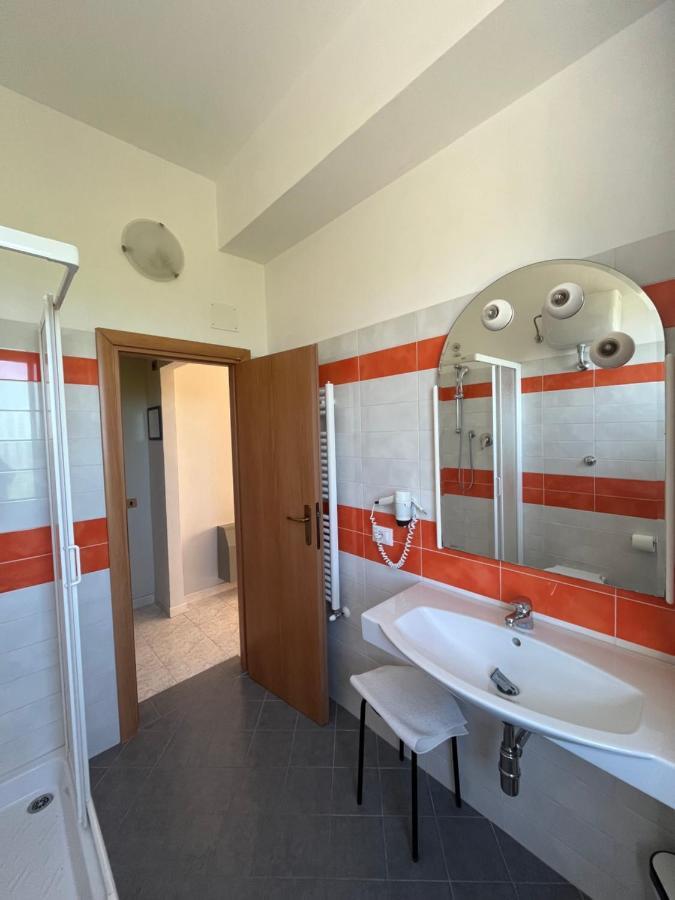 Hotel Letizia Follonica Zewnętrze zdjęcie
