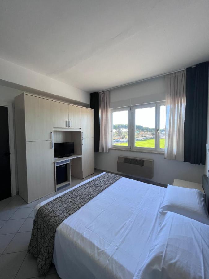 Hotel Letizia Follonica Zewnętrze zdjęcie